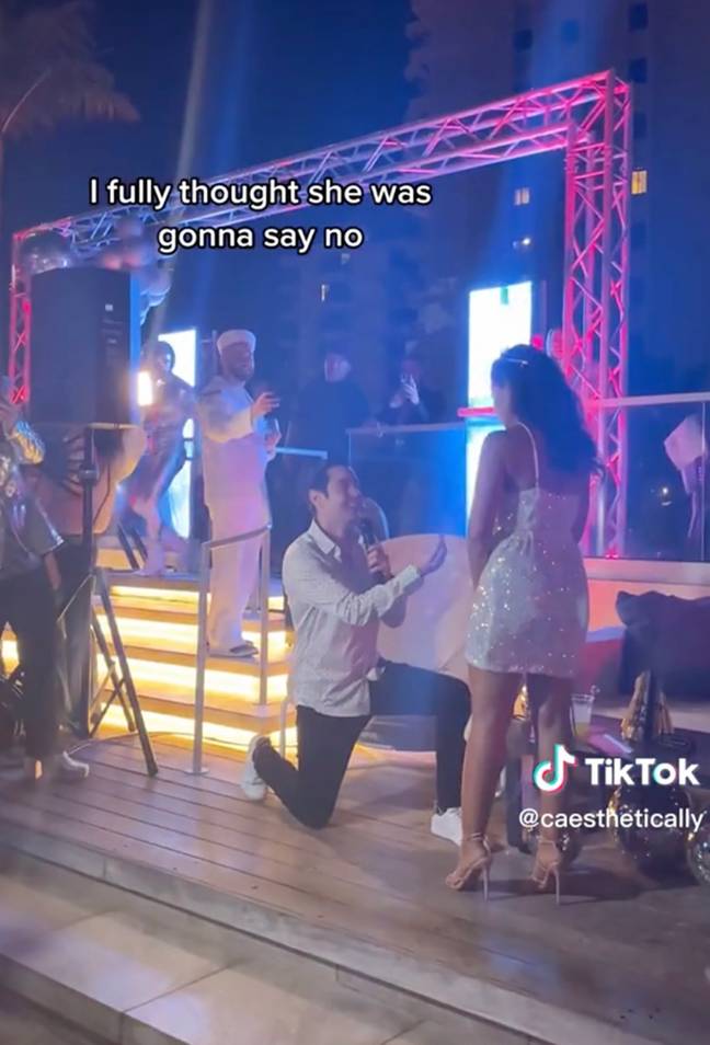 This has got to be one of the most awkward proposals in history. Credit: TikTok / @caesthetically