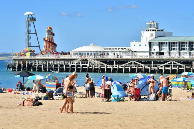People travelled to the beach last Saturday. Credit: Alamy.