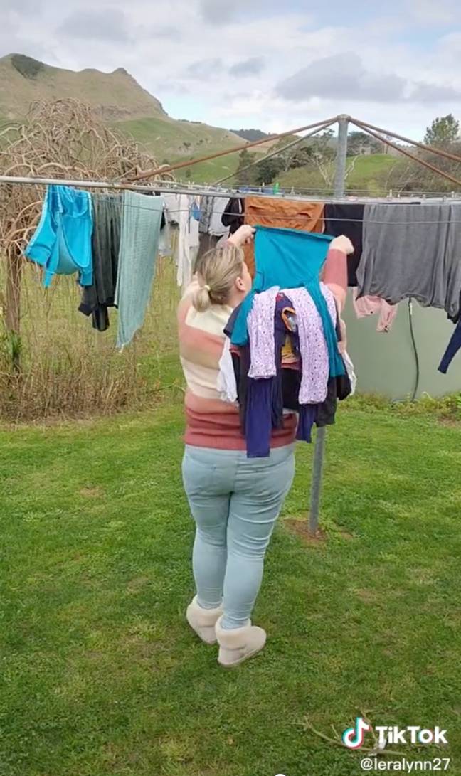 This mum swears by this laundry hack. Credit: TikTok / @leralynn27
