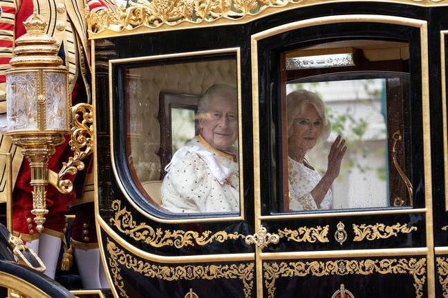 King Charles and Camilla were left waiting outside the Abbey. Credit: ukwm/Alamy