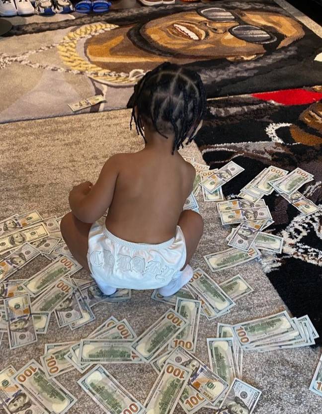 The toddler was playing with thousands of dollars. Credit: offsetyrn/Instagram/