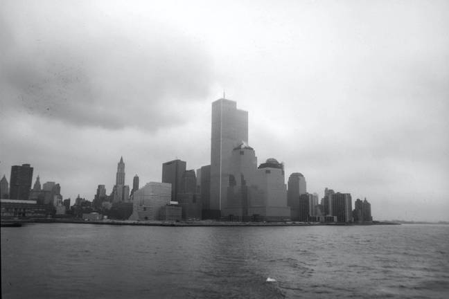 What happened to World Trade Center Building 7 on 9/11?