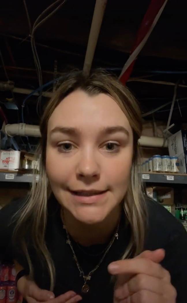 A server has called out a customer who gave her a 10% tip. Credit: @iheartveggiecorndogs / TikTok