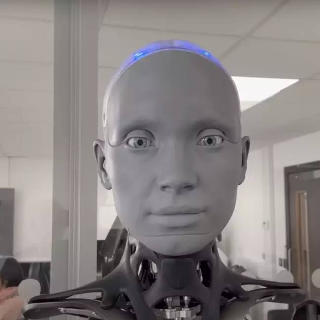 'World's most advanced' humanoid robot was asked to describe its ...