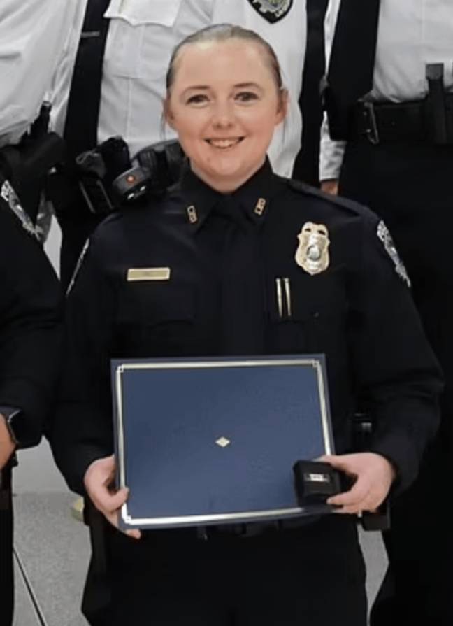 Police officer who admitted to sexual encounters while on duty was ...