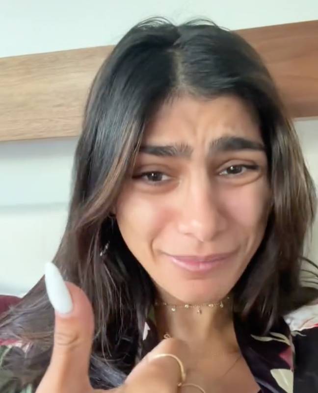 She advised people that they were not obliged to stay in a bad relationship. Credit: TikTok / @miakhalifa