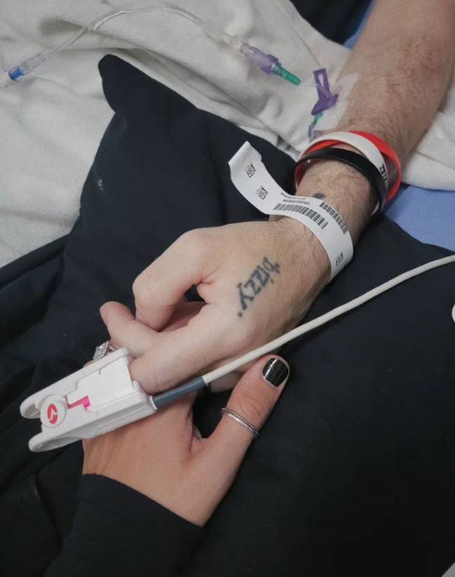 Sum 41 singer Deryck Whibley has been rushed to hospital. Credit: @aribarbara/Instagram