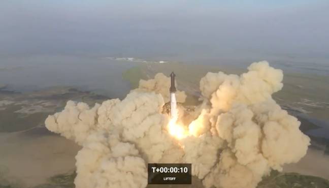The rocket exploded just a few minutes after lift-off.  Credit: SpaceX