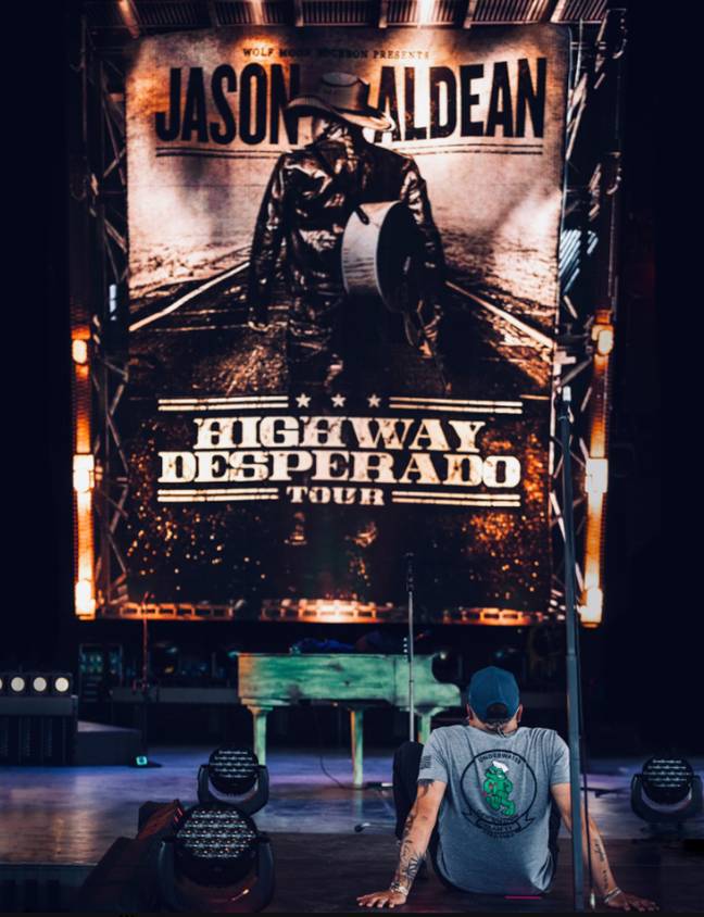 Jason Aldean is currently touring, with his controversial song featured in the set list. Credit: Twitter/@Jason_Aldean