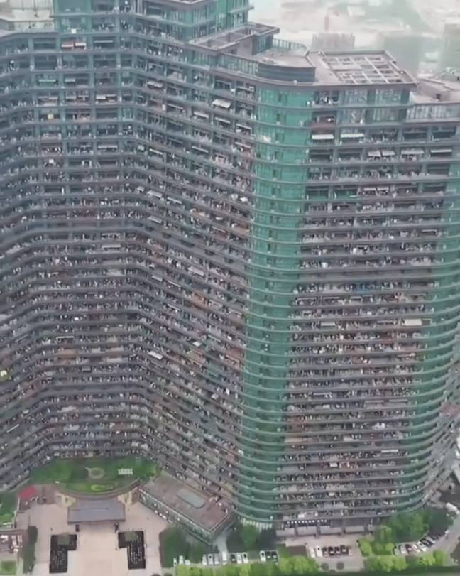 Random Apartment Complex Inside ‘dystopian' apartment block where its 20,000 residents never ...