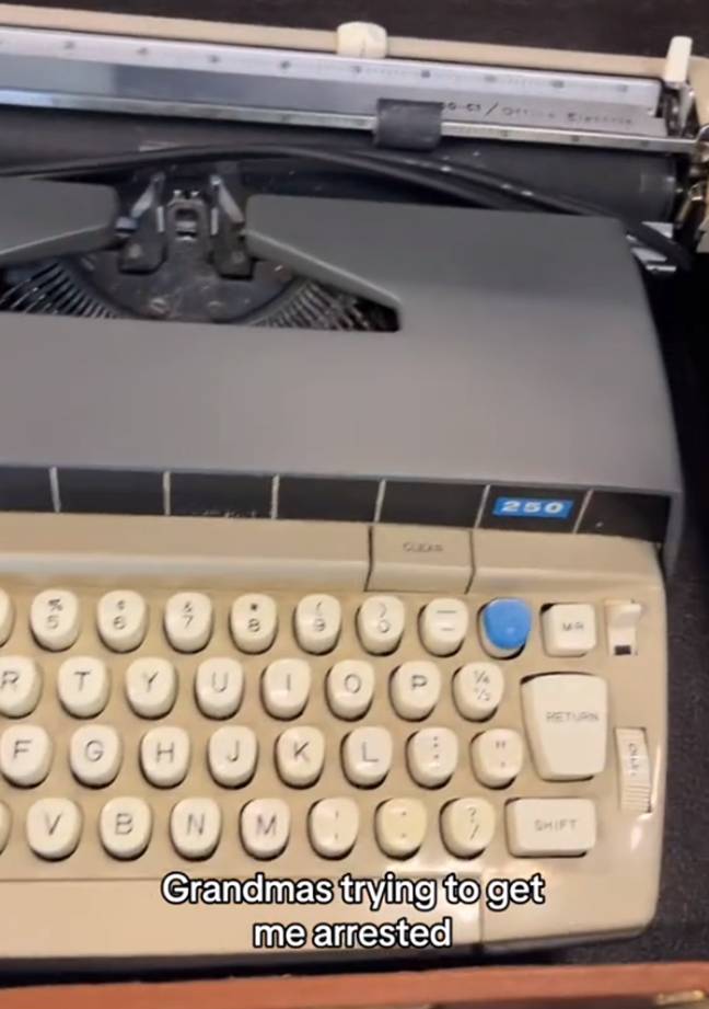 The secret? A typewriter. Credit: TikTok/ @Brett.Gaffney