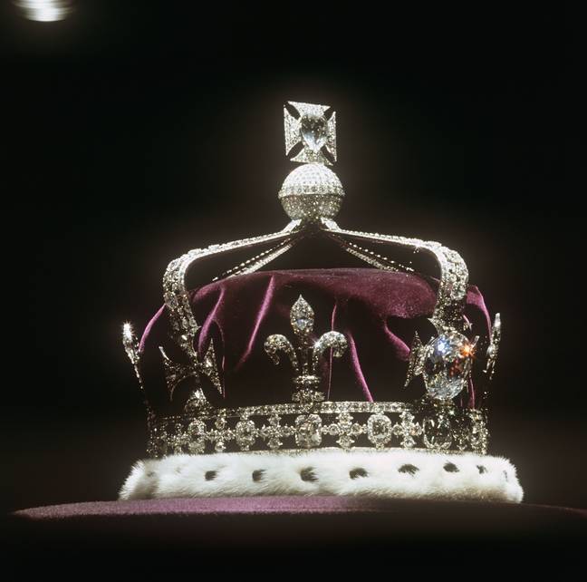The Queen Mother's crown with the Koh-i-noor Diamond. Credit: Tom Hanley / Alamy Stock Photo