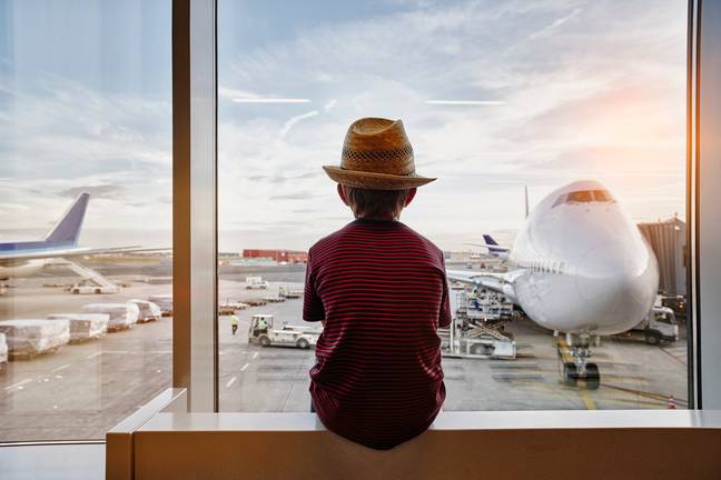 Airline puts 6-year-old flying alone on wrong plane during busiest travel time of the year Airline puts 6-year-old flying alone on wrong plane during busiest travel time of the year