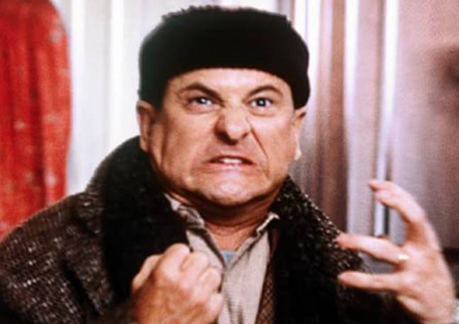Pesci plays Harry in Home Alone. Credit: 20th Century Studios