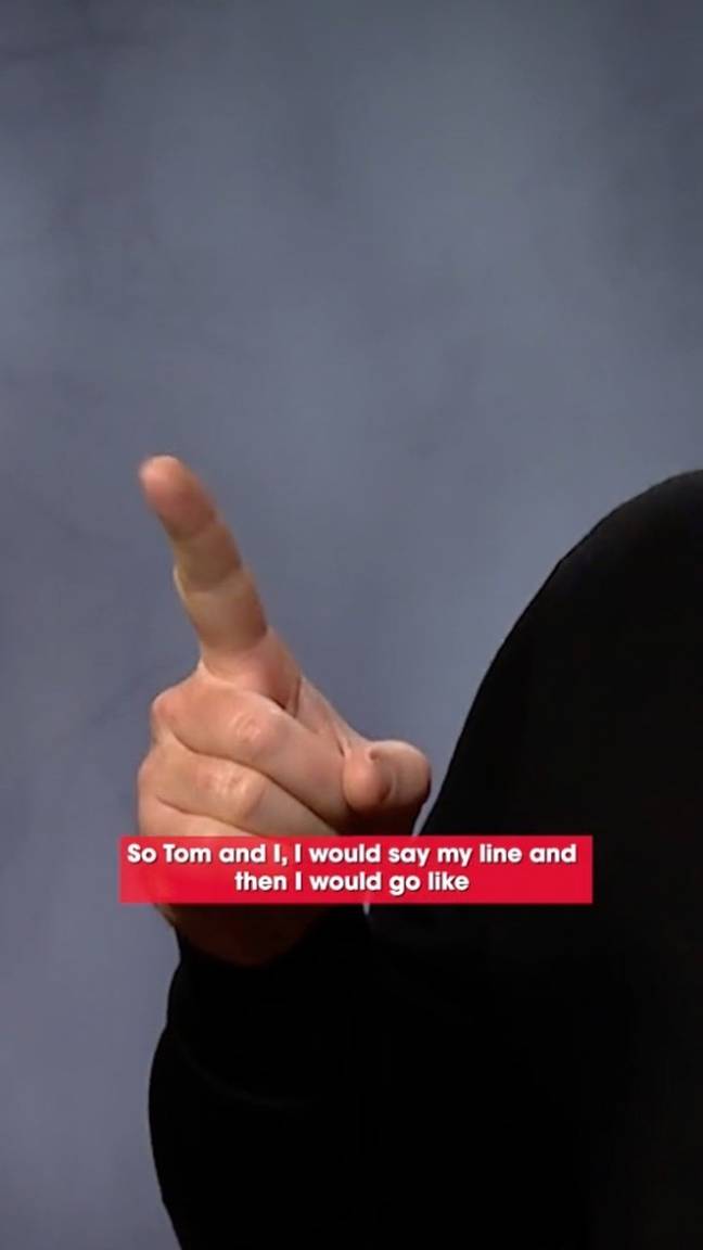 The pair would use their finger to signal when they had spoken their line. Credit: TikTok/@thisisheart