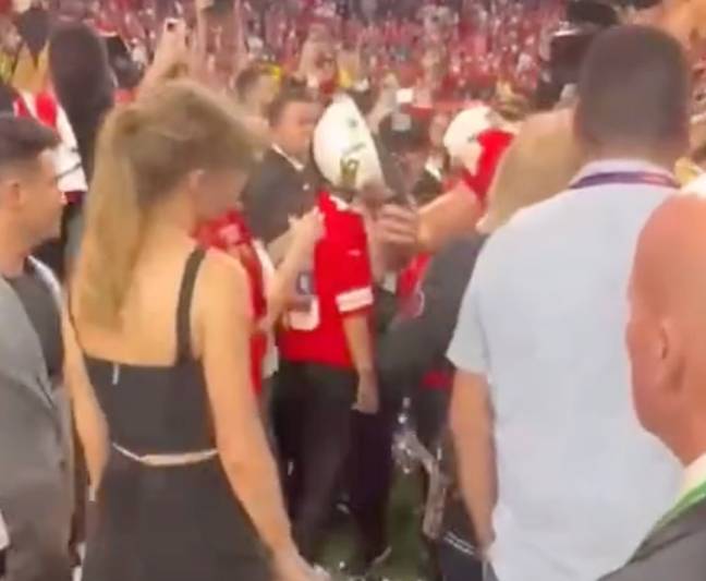 Swift patiently waited for Kelce to hug his mom. Credit: TikTok/@bookbeedani