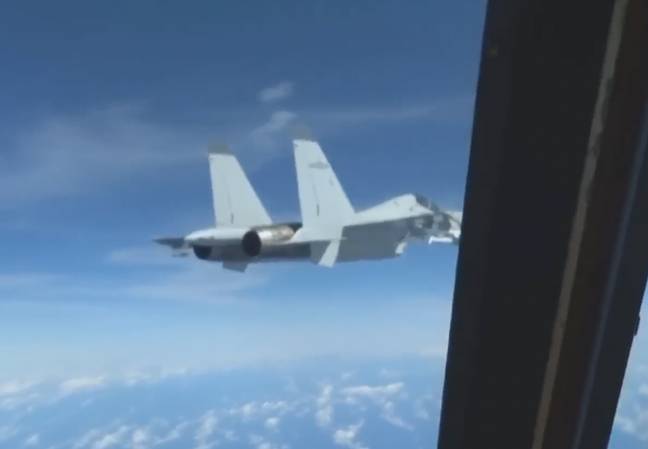 The Chinese plane flew within 10 feet of the US jet. Credit: US Department of Defense