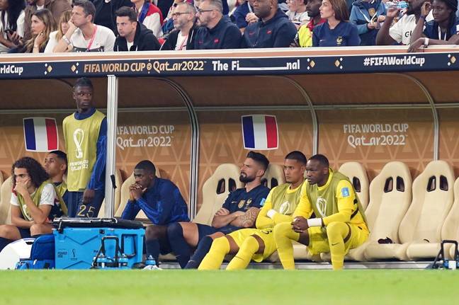 Dembele and Giroud on the bench. (Image Credit: Alamy)