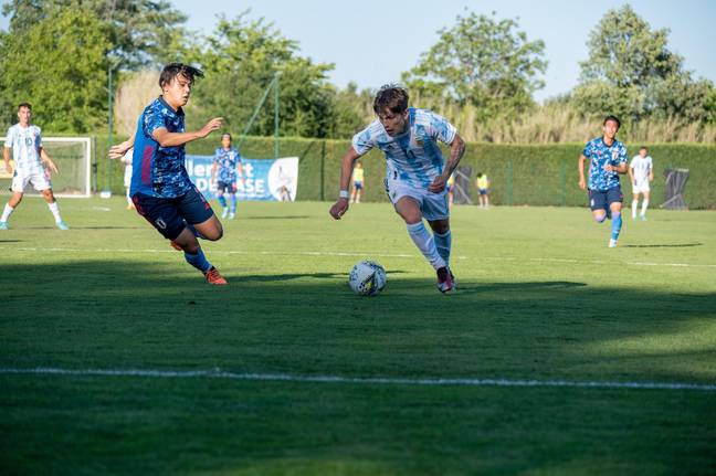 Garnacho playing for the Argentina youth team. Image: Alamy