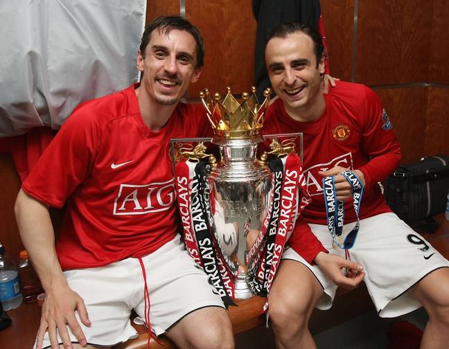 GettyImages-87432336 Gary Neville reveals the 'terrible' reason why he 'never' spoke to his friends again after his friend support Tottenham