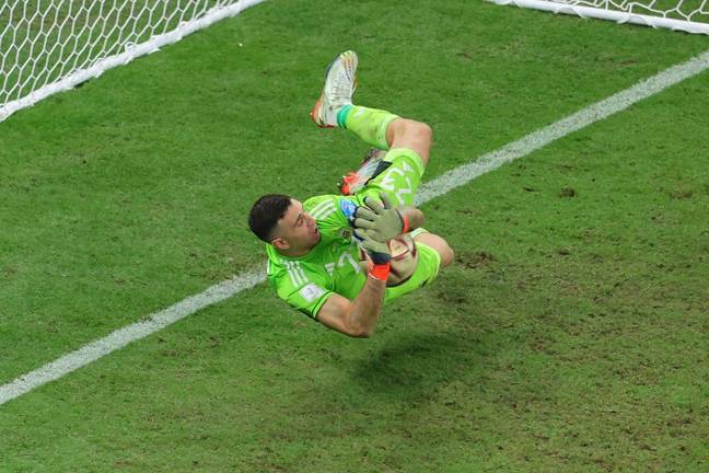 Martinez makes a save in the penalty shootout. (Image Credit: Alamy)