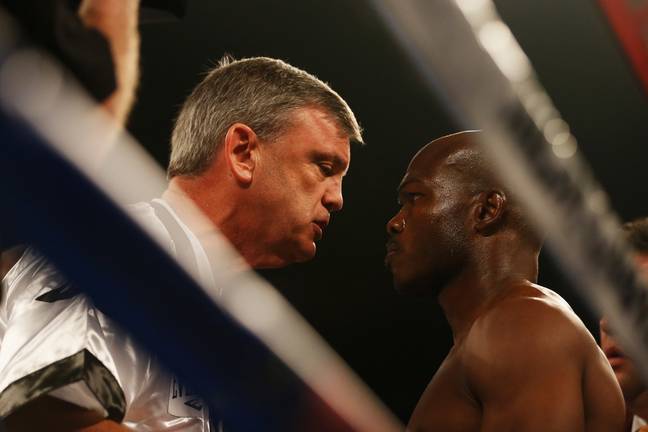 Teddy Atlas giving instructions to Timothy Bradley. Image: Getty 