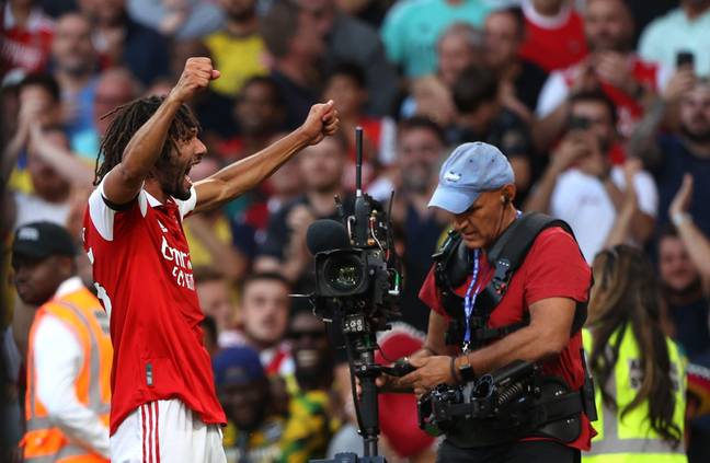 Mohamed Elneny celebrates in front of the fans after Arsenal's winning goal. Image: Alamy