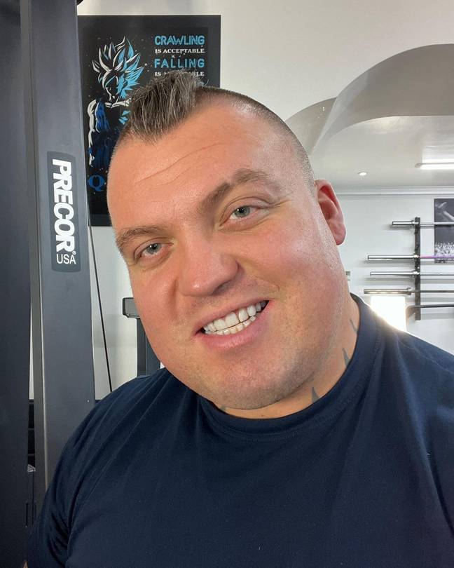 People couldn't believe how different The Beast looks without the facial hair. Credit: Instagram/@eddiehallwsm