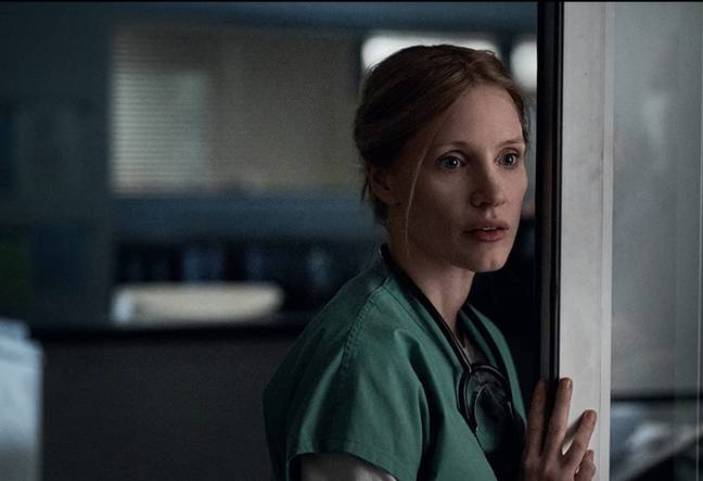 Jessica Chastain stars as Amy Loughren, a nurse helping to catch a serial killer. Credit: Netflix