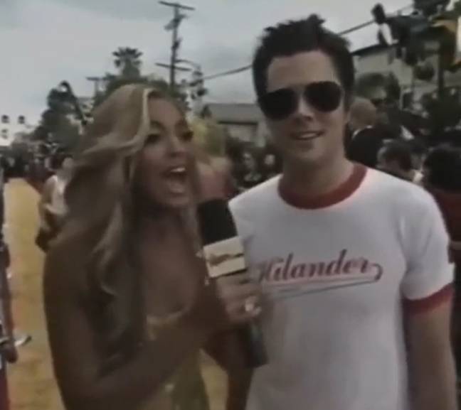 A resurfaced clip of Beyoncé interviewing Johnny Knoxville has wowed people with how good she is. Credit: Twitter/@historyinmemes