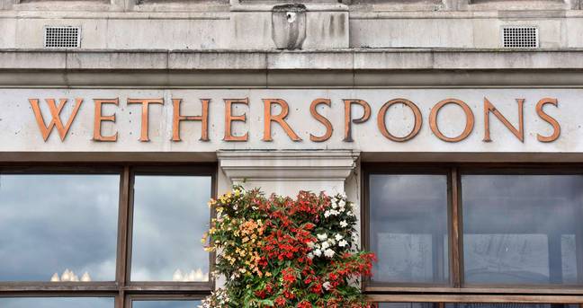 JD Wetherspoon is selling off 32 of its pubs. Credit: ZUMA Press Inc/Alamy Stock Photo