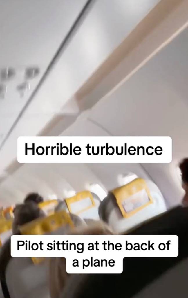 He said it was some of the worst turbulence he'd ever experienced. Credit: TikTok/@jimmy_nicholson