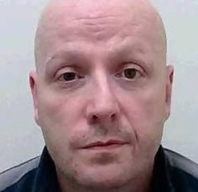 Manhunt Launched After Violent Murderer With 99 Previous Convictions ...