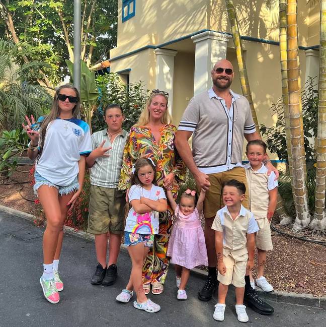 The Furys with their six kids. Credit: Instagram/@parisfury1