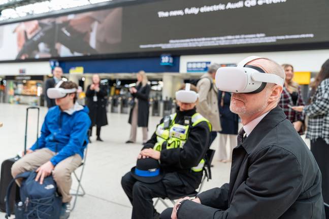 National Rail put on an immersive VR experience at Waterloo to launch the campaign. Credit- Rail Delivery Group
