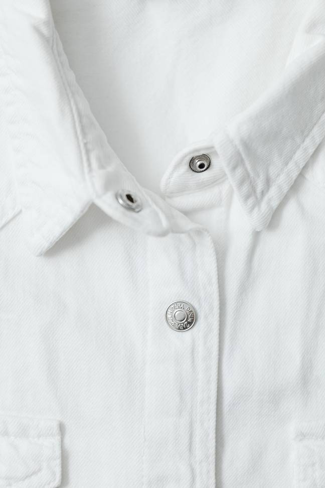 The reason as to why the buttons are opposite sides has had people bewildered for years. Credit: Pexels 