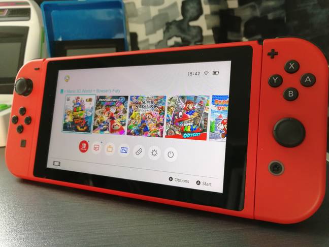 Mario Red &amp; Blue Edition Switch / Credit: Nintendo, the author