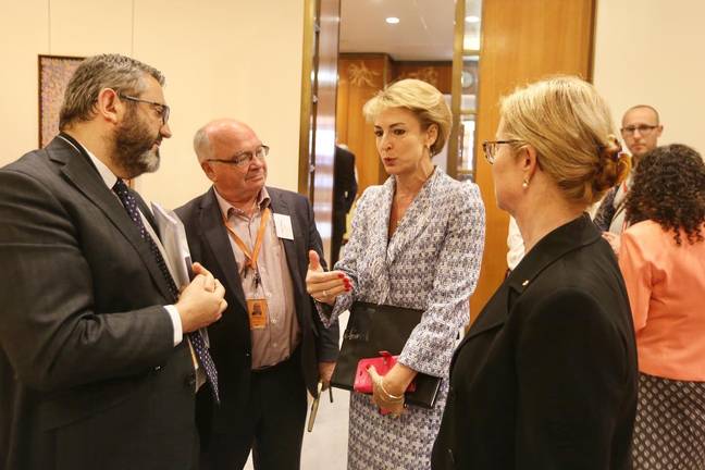Michaelia Cash with small business representatives. Credit: Twitter