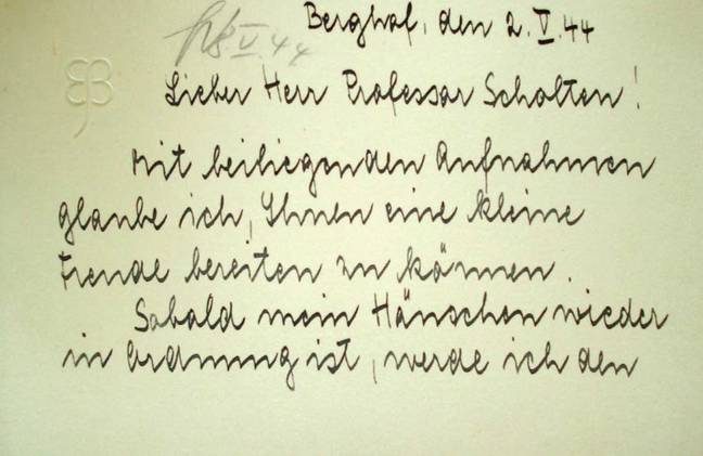 A note from Eva Braun. Credit: Pen News