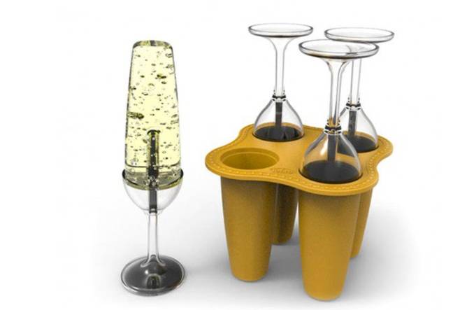 Sophistipops will give you ice lollies that look like glasses of bubbly. Credit: Hawkin's Bazaar 