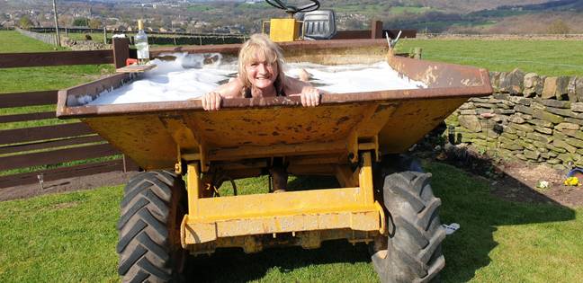 Helen was thrilled with her makeshift spa! (Credit: Kennedy News)