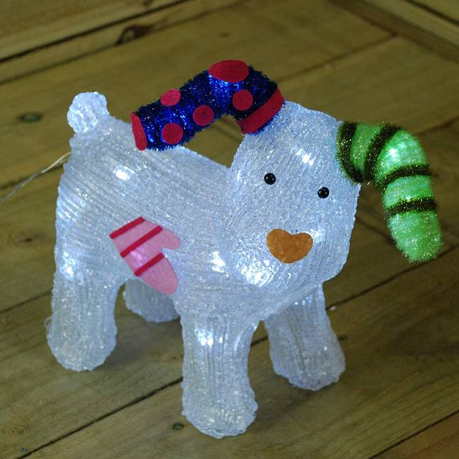 The Snowdog is cheaper at £28.94 (Credit: Amazon)