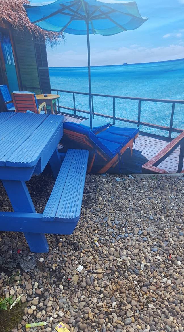 Marie painted her bench blue and used stones instead of sand (Credit: Marie Ashton/Facebook)