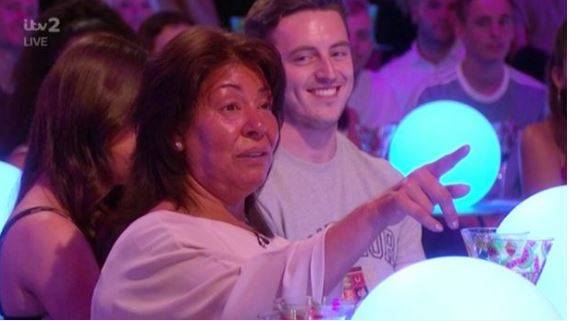 Anton's mum Sherie Ann heckled Michael. Credit: ITV2 / Love Island: Aftersun