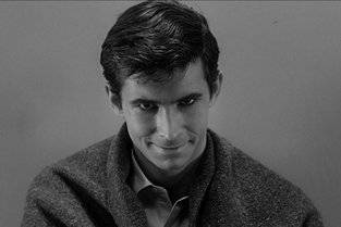 Norman Bates (Anthony Perkins) is the owner of Bates Motel where the scene is set. (Credit: Paramount Pictures)