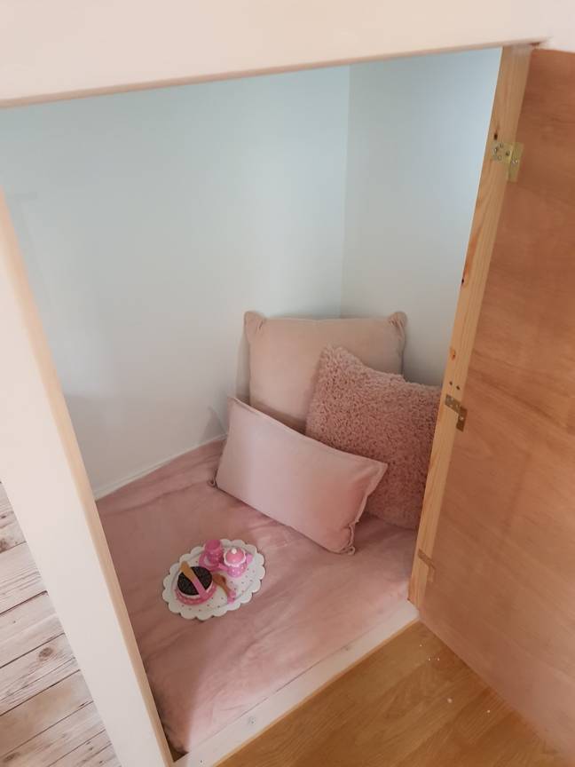 The area has a cosy corner for Two-year-old Daisy to relax in too. (Credit: Latestdeals.co.uk)