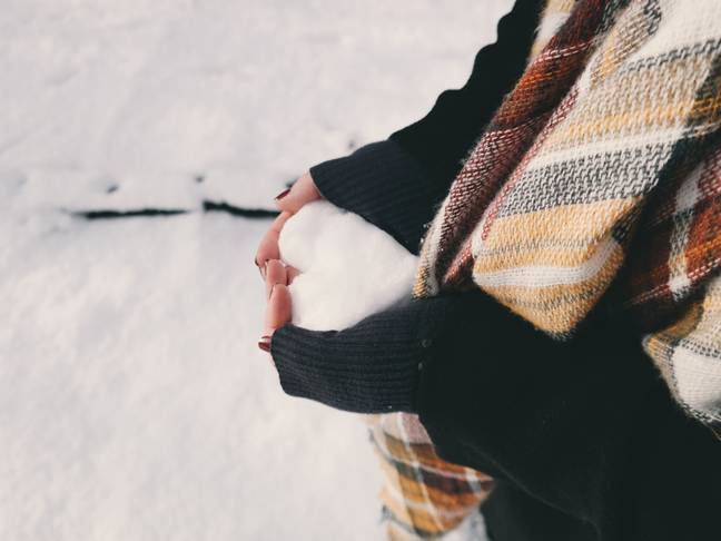 Before you get in too deep this Christmas, make sure you are aware of 'snowmanning' (Credit: Unsplash)
