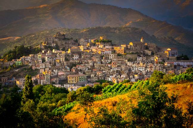 The Sicilian town of Castiglione di Sicilia is marketing 900 abandoned homes (Credit: Shutterstock)