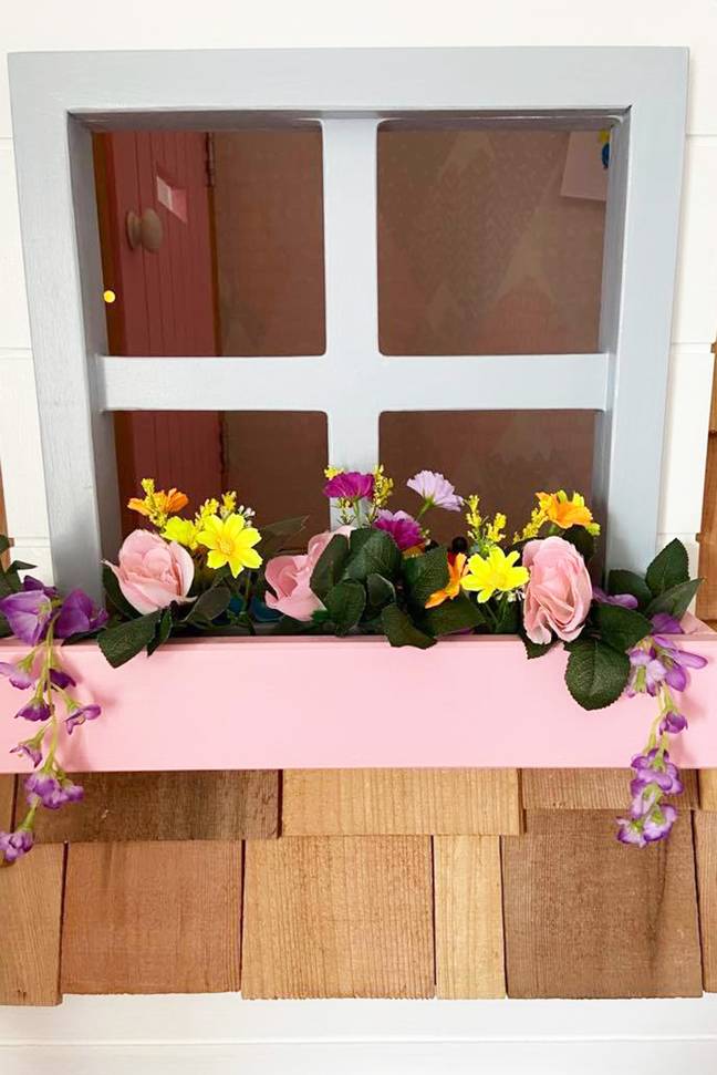 Just look at these cute window box details! (Credit: Caters)