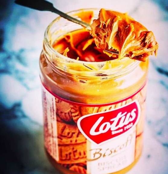 Biscoff spread at the ready (Credit: Lotus Biscoff/ Instagram) 